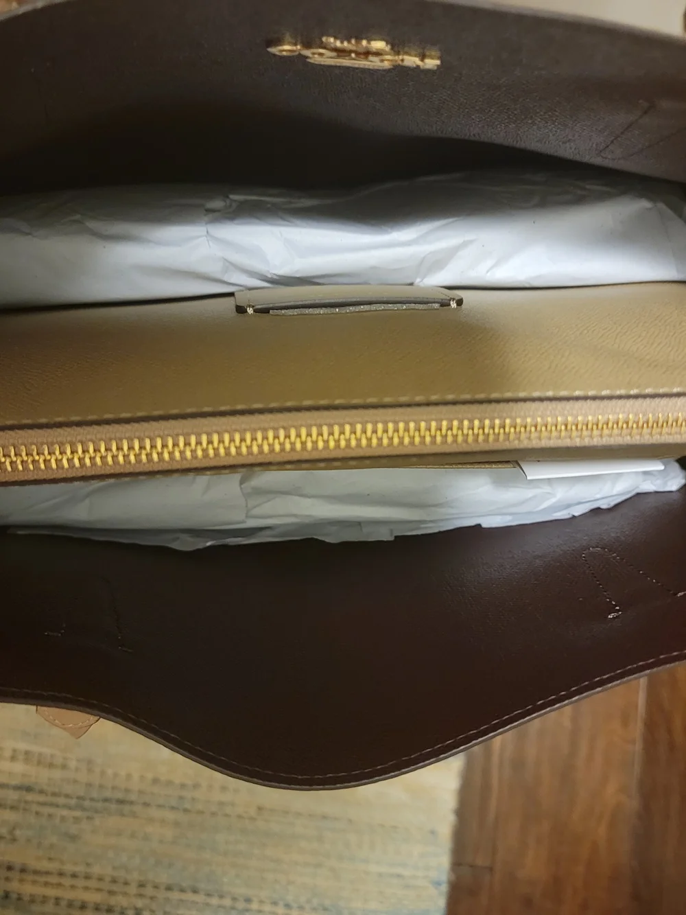 COACH Pebble Leather Women’s Wallet Clutch in Beige With Matching Bag NWT